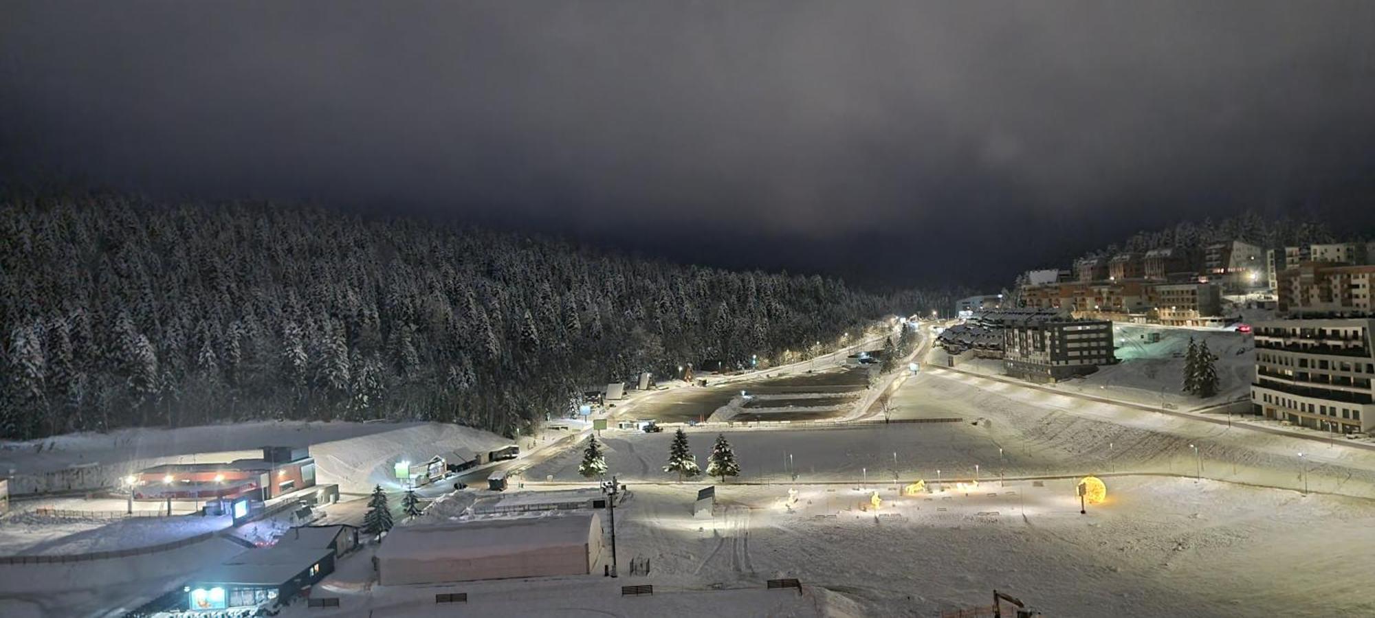 Winter Park Residence Белашница Экстерьер фото